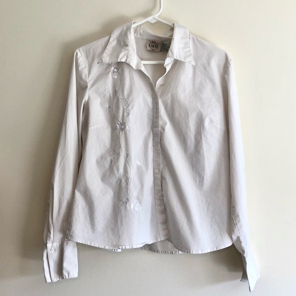 90s Vintage White Button Down Blouse - Picture 3 of 6